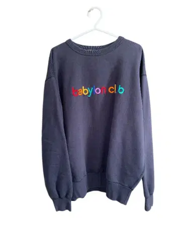 babylon club 네이비 맨투맨