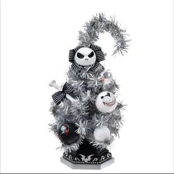 팀 버튼 나이트메어 비포어 크리스마스 트리 라이트업