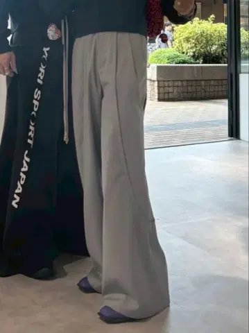 GOAT ESSENCE TUCK WIDE PANTS 사이즈 2