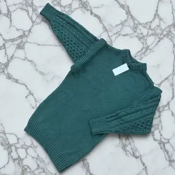 다크 그린 뜨개질 디자인 긴팔 니트(moussy)