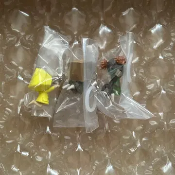 리틀 나이트메어 가챠가챠 메지루시 액세서리