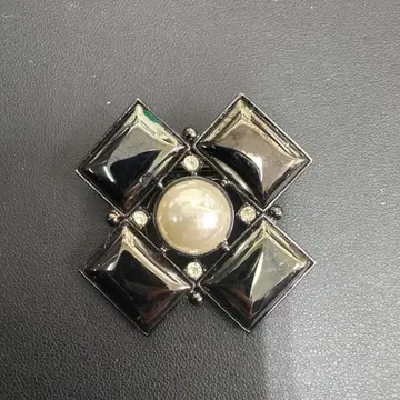 블랙 펄 장식 스카프 고정구