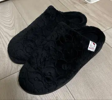 헬로키티 블랙 플리스 슬립온 샌들 LL