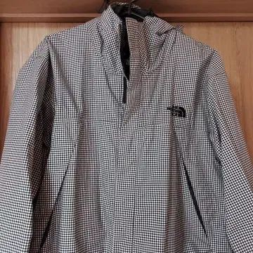 The North Face 체크 무늬 나일론 자켓