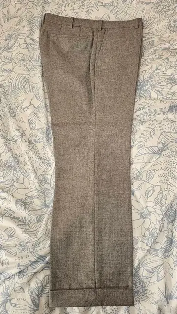 라이트 그레이 슬랙스