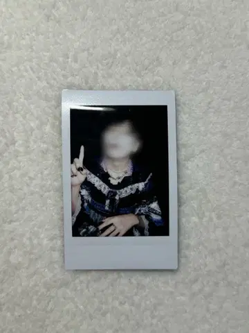 유선 폴라로이드 라부시크