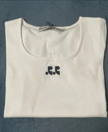 Rest & Recreation 레스토어 앤드 리크리에이션 티셔츠 화이트