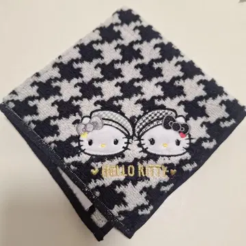 헬로키티 흑백 걸리시 푸치 타월 twin