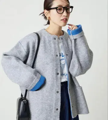 새상품 안쪽 배색 스냅 니트 가디건 [한정판 전개] 25AW 프릭스스토어