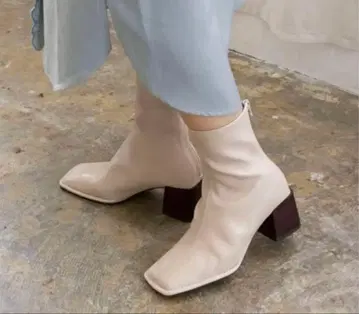 randa 스퀘어토 숏부츠