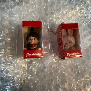 몽치치 앉은 패키지 피규어