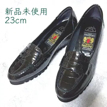 MIHAMA 23cm 미사용 새상품 엠보 에나멜 블랙 로퍼