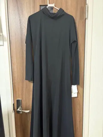 미라 오웬 롱 원피스 미사용 택 포함