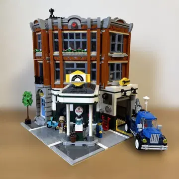 LEGO 10264 코너 차고