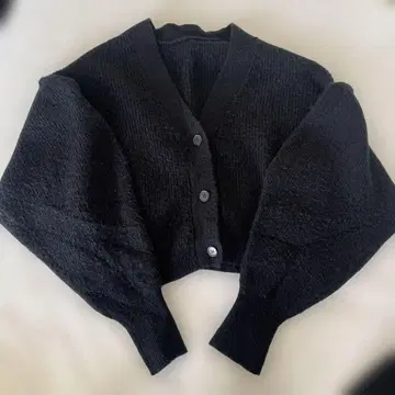 메종 스페셜 벌룬 슬리브 가디건 블랙