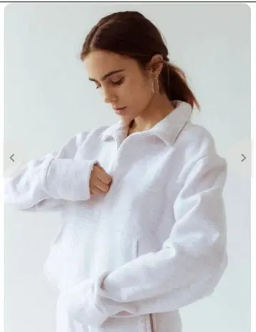 Joah Brown 라이트 그레이 하프 지퍼 트레이닝복