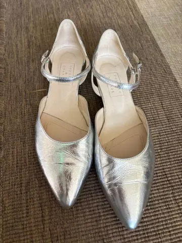 YOSHITO de ORANGE 실버 플랫슈즈