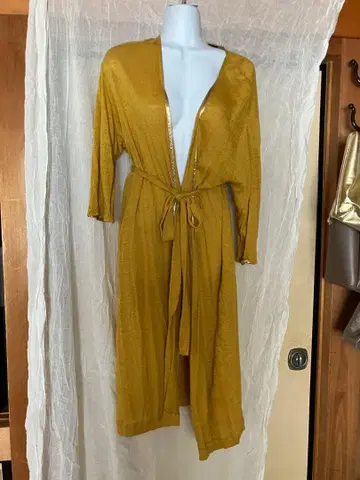 Le pivot 머스타드 롱 가디건