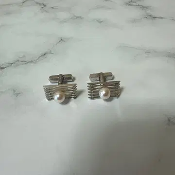 스트라이프 디자인 메탈 커프스 링크스 펄 장식