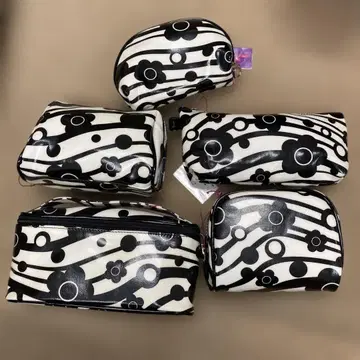 MARY QUANT 파우치 5개 세트