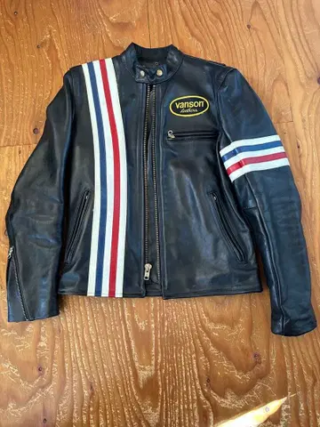 초귀한 vanson 가죽 자켓 스트라이프 디자인
