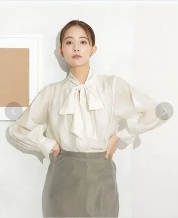 링클 도비 리본 타이 블라우스 / M 사이즈 화이트