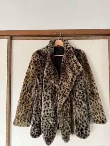 ZARA 인조 모피 코트 아우터