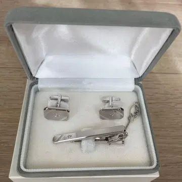 실버 넥타이핀 커프스 단추 세트