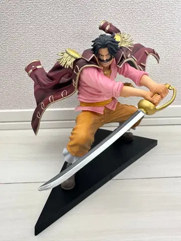 제일복권 로저 피규어