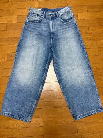 H&M 슈퍼 배기 데님