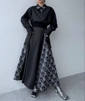 HARE 절개 자카드 저리 스커트