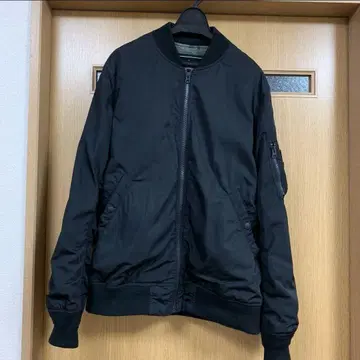 MA-1 알파 인더스트리즈