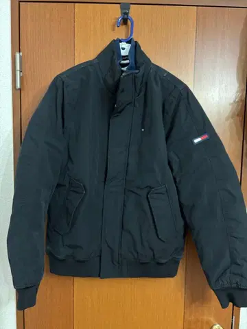 블랙 다운 자켓