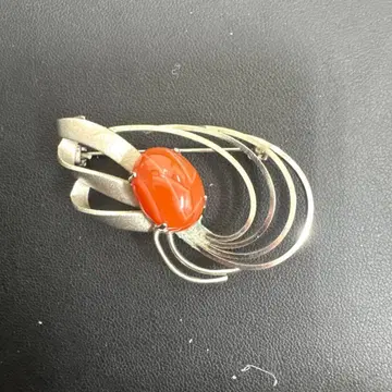 실버 코랄 브로치