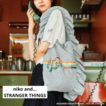 niko and - STRANGER THINGS 콜라보 프릴 토트백
