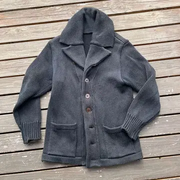 BLACK SIGN 다크 그레이 니트 가디건 버튼 포함