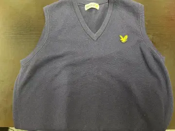 Lyle & Scott 네이비 니트 베스트 사이즈 42