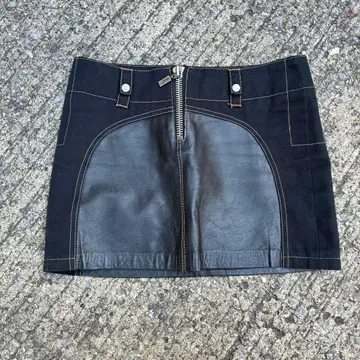 tommy jeans 블랙 데님 x 가죽 양가죽 타이트 스커트 사이즈 0