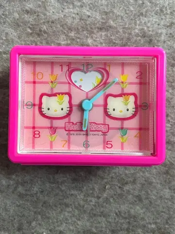 [레트로] 헬로키티 캐릭터 시계 핑크