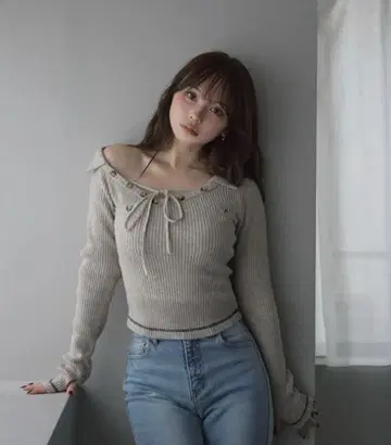 andmary Anita 버튼 니트 탑 베이지