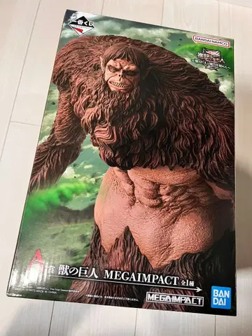 짐승의 거인 MEGAIMPACT 피규어