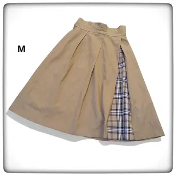 [ 새상품급 ] 엠 아트 베이지 플레어 스커트 M 체크 절개 폴리에스테르