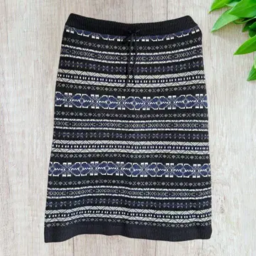 기하학 패턴 니트 타이트 스커트 LL 허리 전체 밴딩
