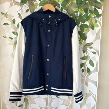 BEAMSHEART 네이비 x 화이트 바시티 자켓 경량 아우터