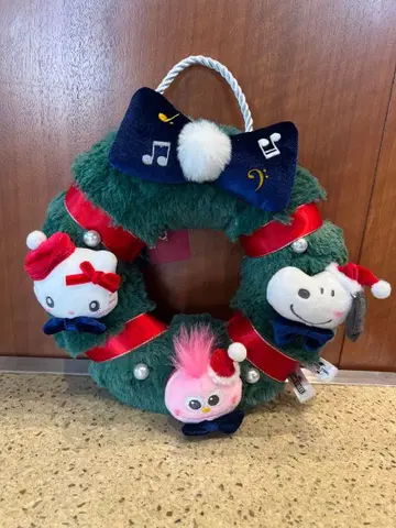 USJ 한정판 크리스마스 리스 키티 스누피 모피