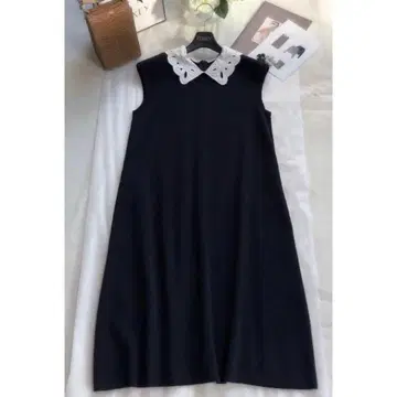 FOXEY 네이비 슬리브리스 원피스 38