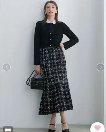 2025AW 완판 셀포드 트위드 머메이드 스커트 블랙