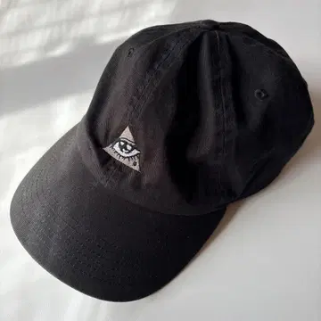 이토 준지 토미에 코튼 캡 모자