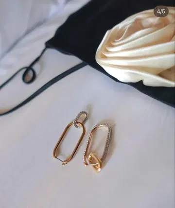 스와로브스키 후프 귀걸이 골드 실버