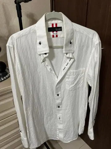 ROYAL RUSH 스트라이프 화이트 셔츠 M